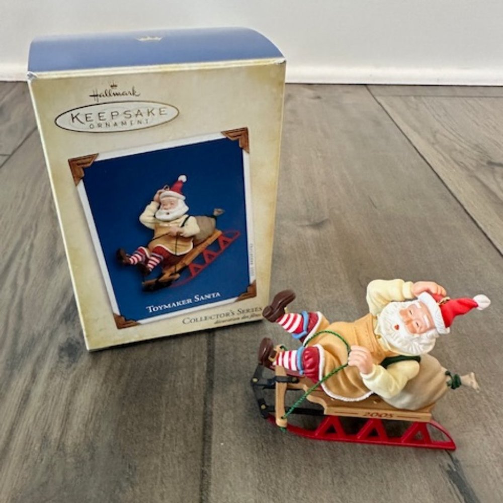 HALLMARK COLLECTOR'S SERIES 2005 TOYMAKER SANTA ORNAMENT